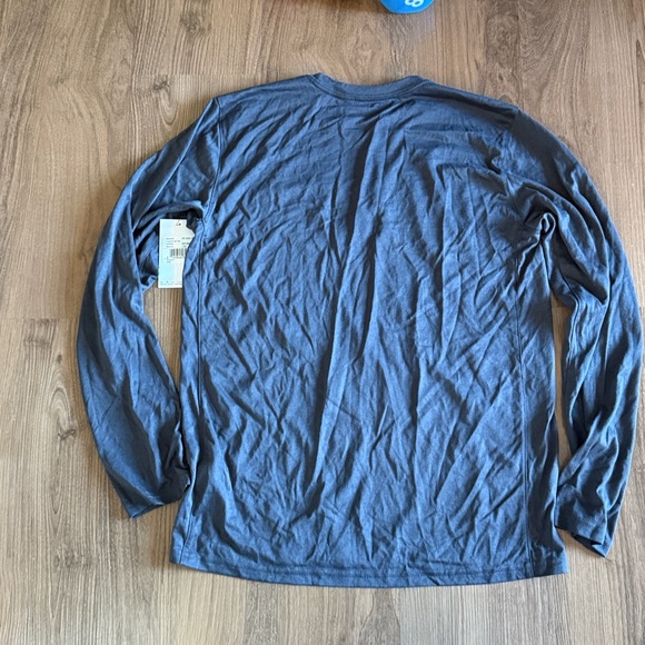 Princeton Fencing Nike Dri Fit Medium - Picture 4 of 4